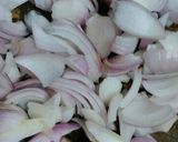 A picture of step 3 of Jowar onion pakoda.