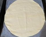 Foto del paso 1 de la receta: Pizza rápida de conservas con cebollino, provenzales y nata