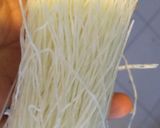 Foto del paso 4 de la receta: Caldo de pollo con fideo chino🍜