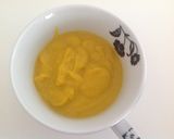 Foto del passaggio 1 della ricetta Tagliolini con crema di zucca, salmone affumicato e pistacchi