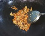 Foto langkah ke 5 dari resep Brokoli tumis daging 🐷.