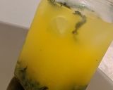 A picture of step 6 of Mango mint mojito.