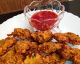 A picture of step 3 of Pyaz ke pakode.