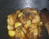 Foto langkah ke 5 dari resep Ayam kentang masak kecap.