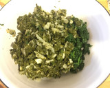Foto del paso 2 de la receta: Pascualina con puré de papas y ensalada