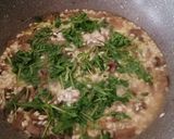 A picture of step 3 of Mushroom and Arugula Risotto.