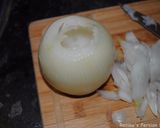 A picture of step 6 of Stuffed onions with spinach rice.