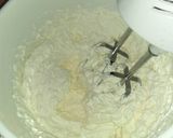 Foto langkah ke 4 dari resep Simple butter cream.