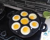Foto langkah ke 1 dari resep Telor ceplok saos lada hitam.
