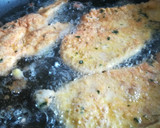 Foto del paso 4 de la receta: Filetes de pollo rebozados