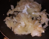 Foto del paso 3 de la receta: Hamburguesa con cebolla caramelizada