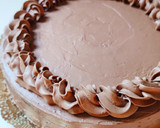 Foto del paso 15 de la receta: Tarta de chocolate, pera y cobertura chocolate cheesecream 🍫🍐