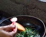 Foto langkah ke 6 dari resep Tumis kangkung terasi.