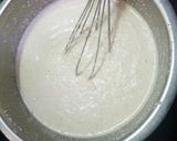 A picture of step 2 of Rava Uttapam.