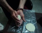 Foto del paso 3 de la receta: Gordas de jocoque fritas con frijoles y guisos de lo que hay mamá Güera
