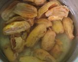 A picture of step 1 of Dry Dates Halwa.