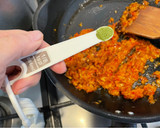 Foto del paso 4 de la receta: Porotos negros con acelgas