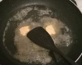 Foto langkah ke 2 dari resep Ceplok Telor Saus Kecap Mentega.