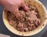 Karácsonyi egész, töltött, gesztenyés bébipulyka recept fázis 7 fotója