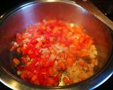 Foto del paso 3 de la receta Lomo de cerdo en salsa de tomate natural con uvas pasas