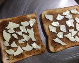 A picture of step 2 of Bread Pizza.