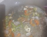 Foto langkah ke 2 dari resep Tumis Telur Ceplok Cabe Gendot.