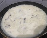 Foto langkah ke 3 dari resep Mushroom Sauce (Saus Jamur).