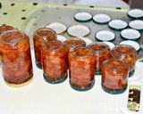 Foto del passaggio 4 della ricetta Marmellata di Pesche e Ananas