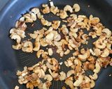 Une image de l'étape 4 de Champignons au four farcis au Boursin®️.
