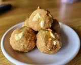 A picture of step 4 of Churma ladoo.