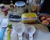 A picture of step 1 of Blueberry lemon cupcakes.