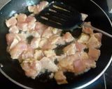 A picture of step 1 of Delicious chicken egg pizza without oven.