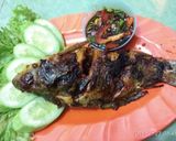 Foto langkah ke 4 dari resep Ikan mas bakar terasi.