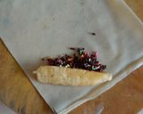 Foto langkah ke 1 dari resep Banana Spring Roll.