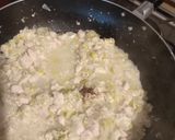 Foto del paso 4 de la receta: Tarta de puerro y pollo