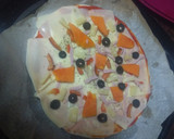 Foto del paso 2 de la receta: Pizza hawaiana con papaya y piña