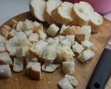 Hình bước làm 1 của món Bánh mì ngào đường sữa
