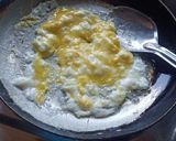 अंडा मोमोज (egg momos recipe in marathi) रेसिपी स्टेप 2 फोटो 