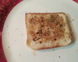 A picture of step 3 of Cheese garlic bread.