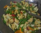 Foto langkah ke 8 dari resep Tumis Kembang Kol Buncis.