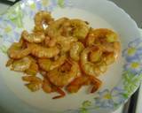 Chingri Malai Curry (Prawns cooked in Coconut Milk) recipe step 2 photo