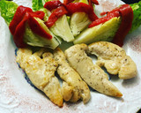 Foto del paso 4 de la receta: Pechugas de pollo a la plancha con cogollos y tira de pimiento asado