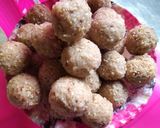 A picture of step 2 of Sesame Coconut Ladoo.