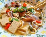 A picture of step 5 of Spicy and Savoury Noodles (Vegan).