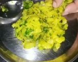 A picture of step 6 of Batata vada.