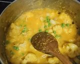 A picture of step 3 of Vegan Korma.