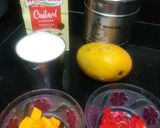 A picture of step 1 of Mango Custard.
