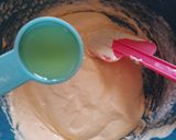 Foto langkah ke 6 dari resep Bolu Pop Ice Mangga No Mixer Irit Telur.