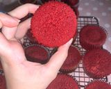 A picture of step 8 of Red velvet cupcakes.