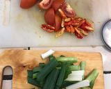 Foto langkah ke 2 dari resep Kakap kuah asam.